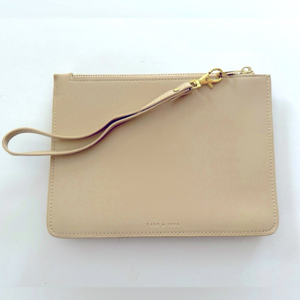 Lark & Ives Vegan Structured Clutch - Cream Leather - EUC